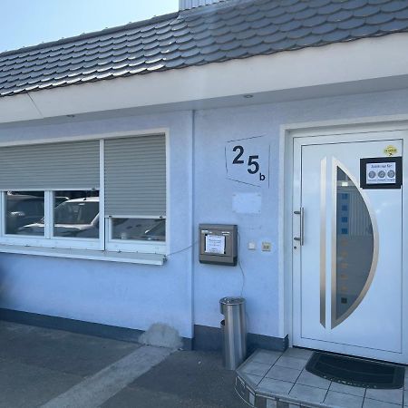 Ferienwohnung Monteurzimmer Карлсруе Екстериор снимка