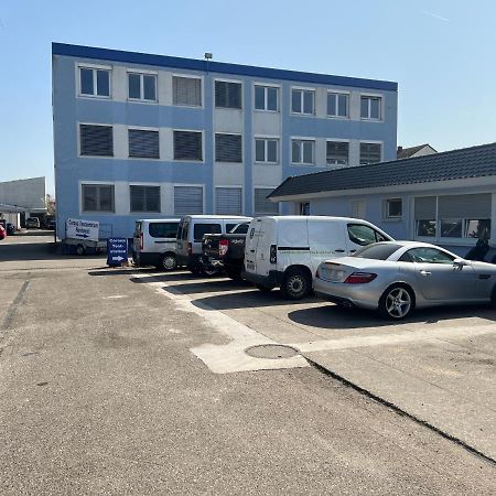 Ferienwohnung Monteurzimmer Карлсруе Екстериор снимка