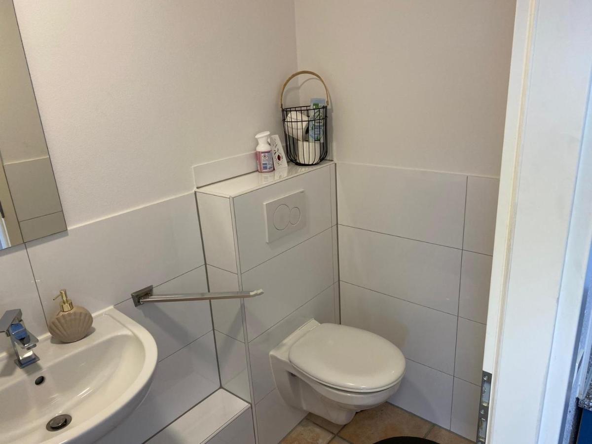 Ferienwohnung Monteurzimmer Карлсруе Екстериор снимка