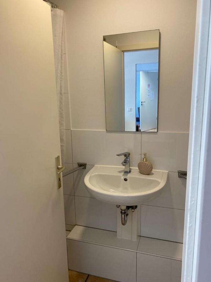 Ferienwohnung Monteurzimmer Карлсруе Екстериор снимка